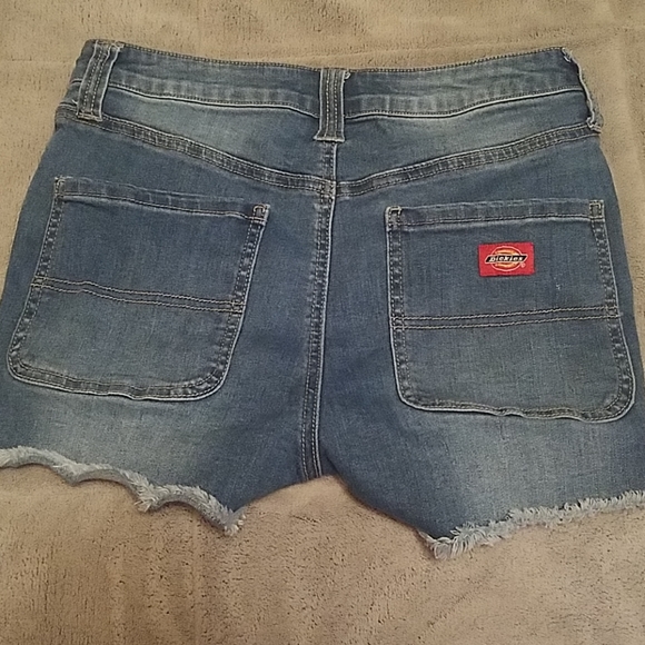 Dickies high waisted shorts - Picture 2 of 3